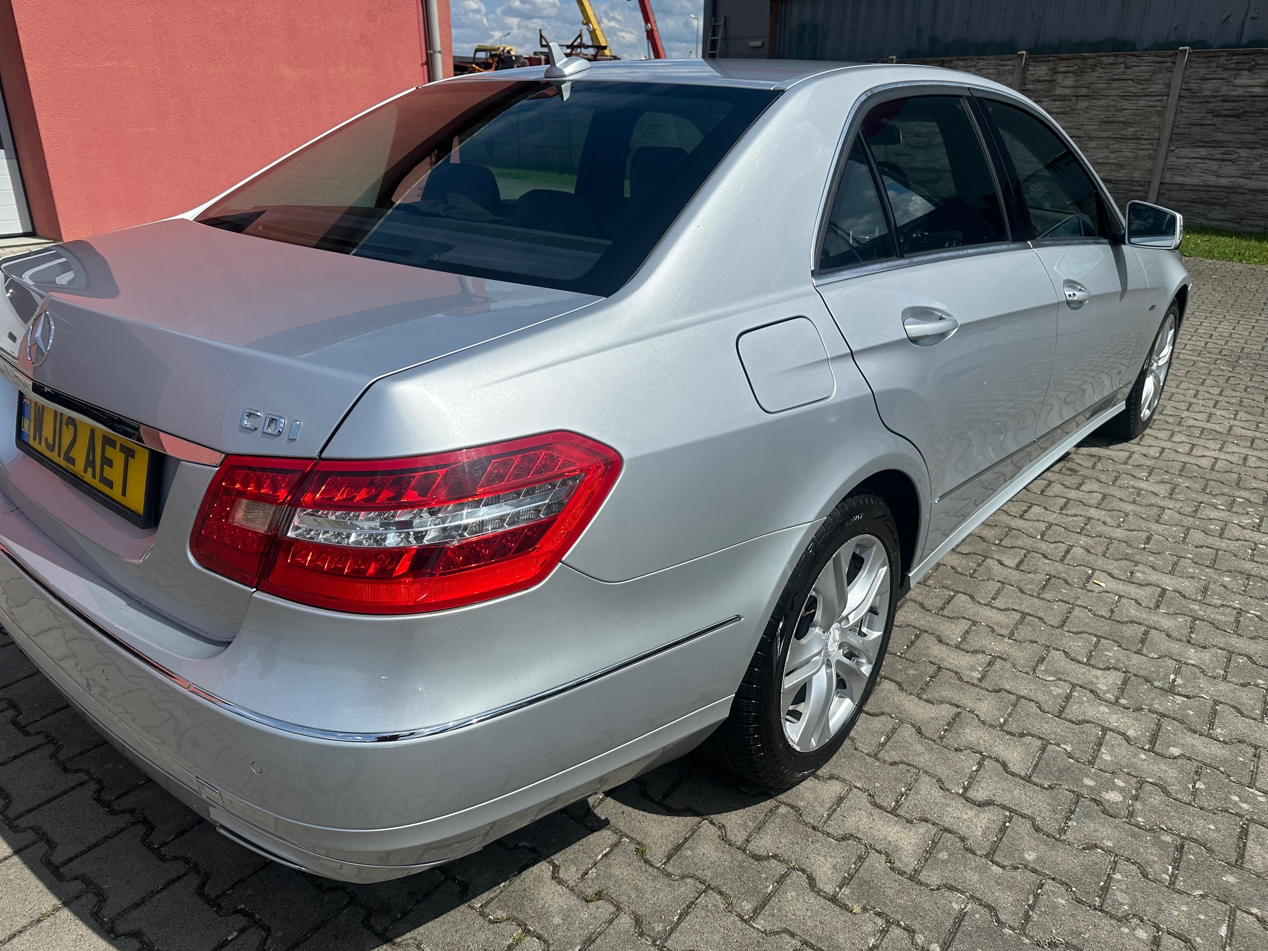 E 220 cdi anglik