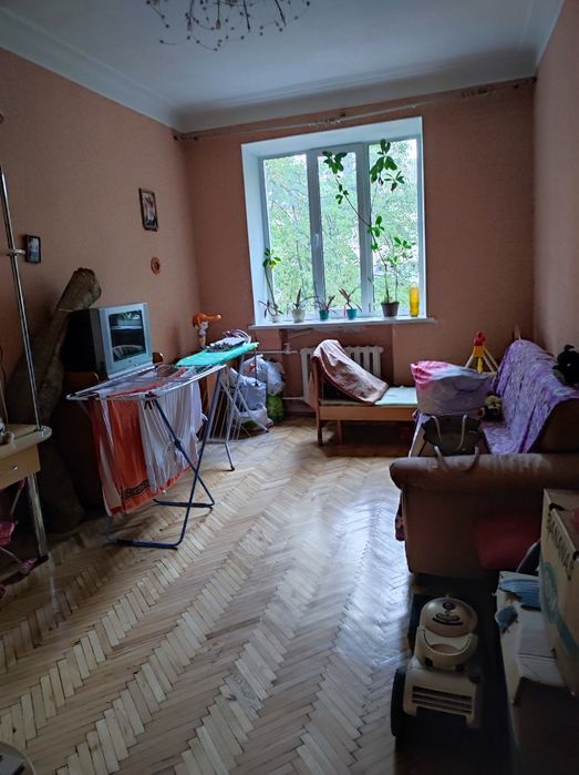 Продам 2 кімнатну квартиру на Лук'янівці