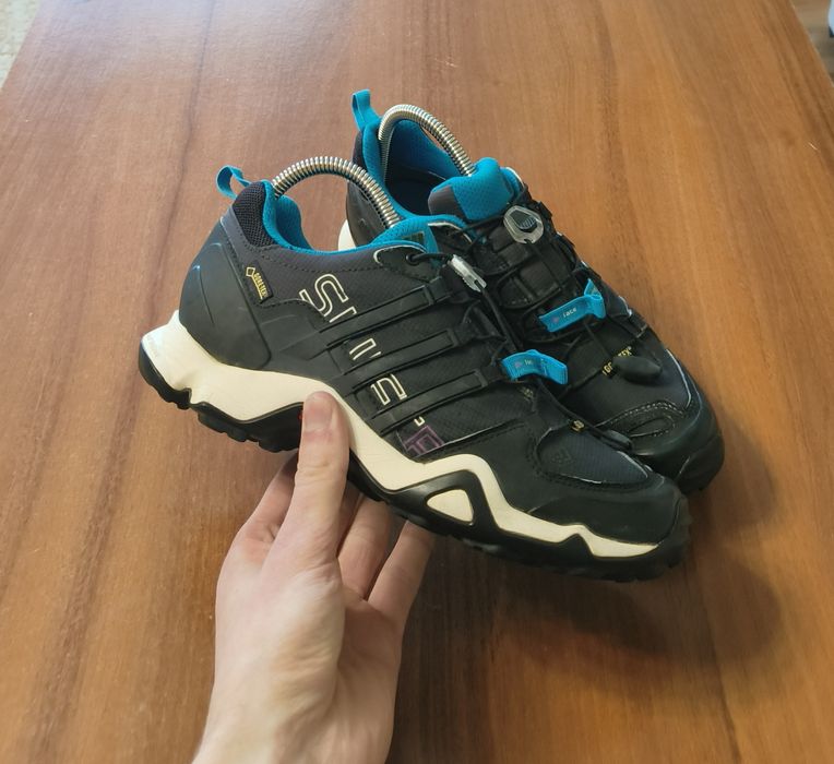 Кросівки спортивні трекінгові Adidas Terrex Swift R2 GTX Gore-Tex 39р