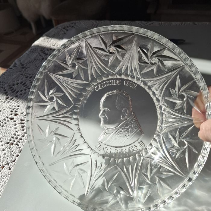 Talerz kryształowy z motywem Papierza