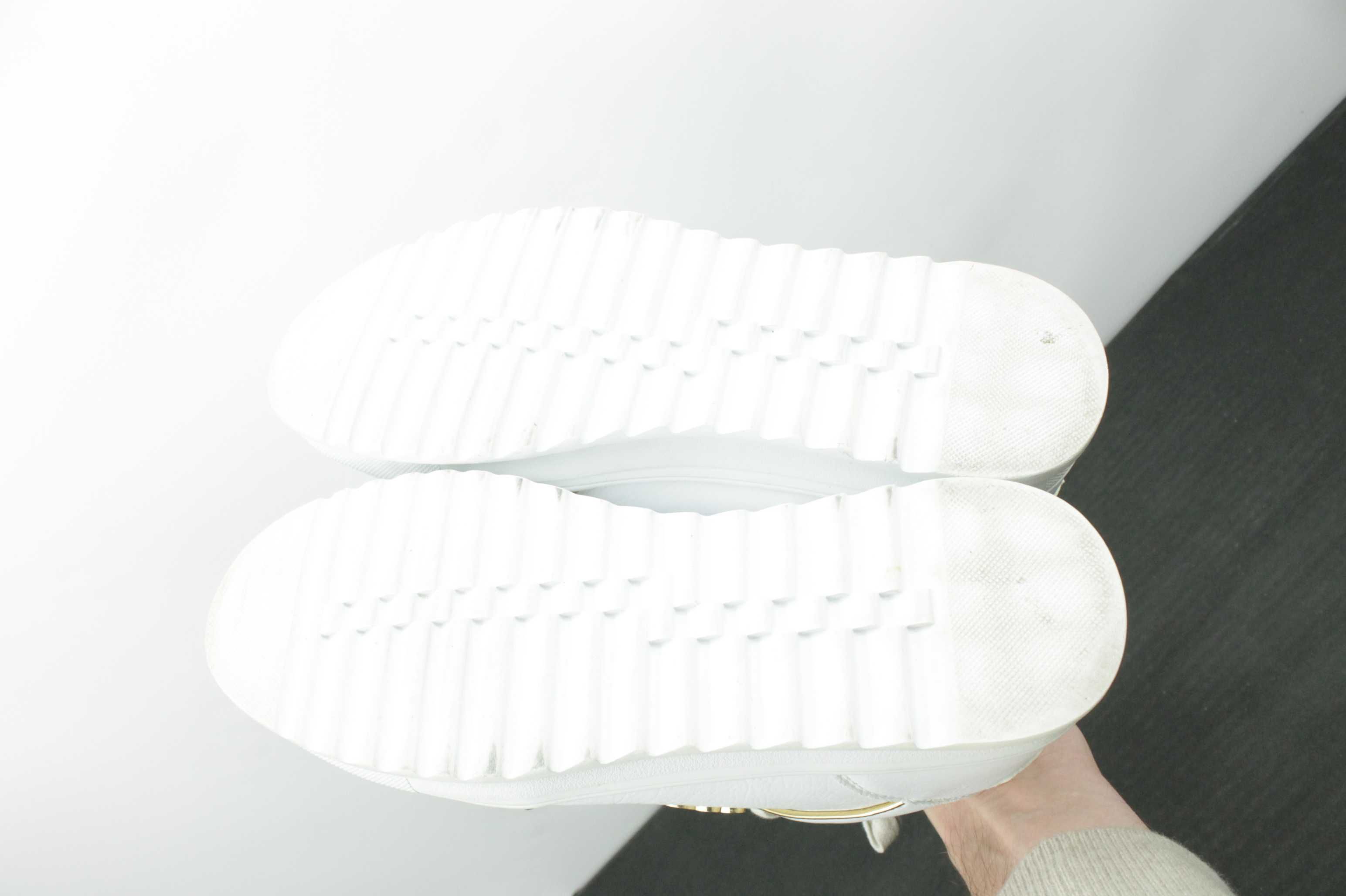 Стильні білосніжні кросівки Sik Silk White Sneaker Розмір 43 27.5см
