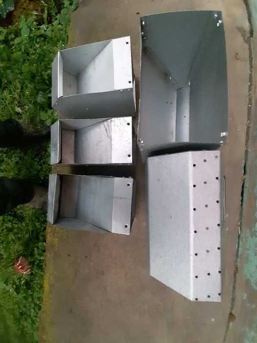 Кормушкі бункерні