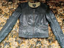 Куртка-пиджак,женская 100%кожа.фирмы BERSHKA