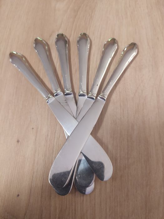 Posrebrzane noże do masła sygnowane