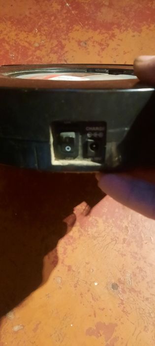 Продам робот пылесос