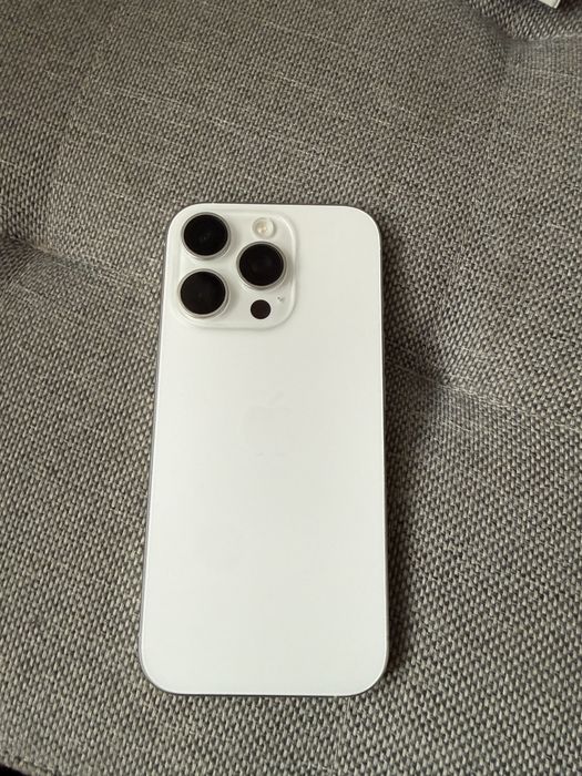 Iphone 16 pro 128 GB biały. Gwarancja