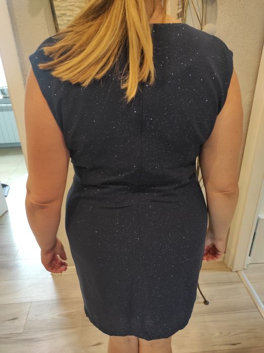 Piękna wizytowa sukienka