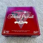 Trivial Pursuit 40th Anniversary Ruby Edition (Inglês/English)