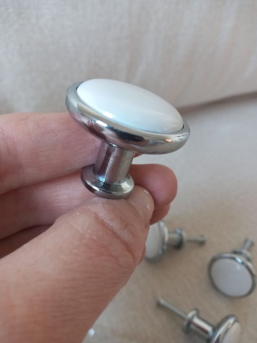 Uchwyty do szafek 7 szt