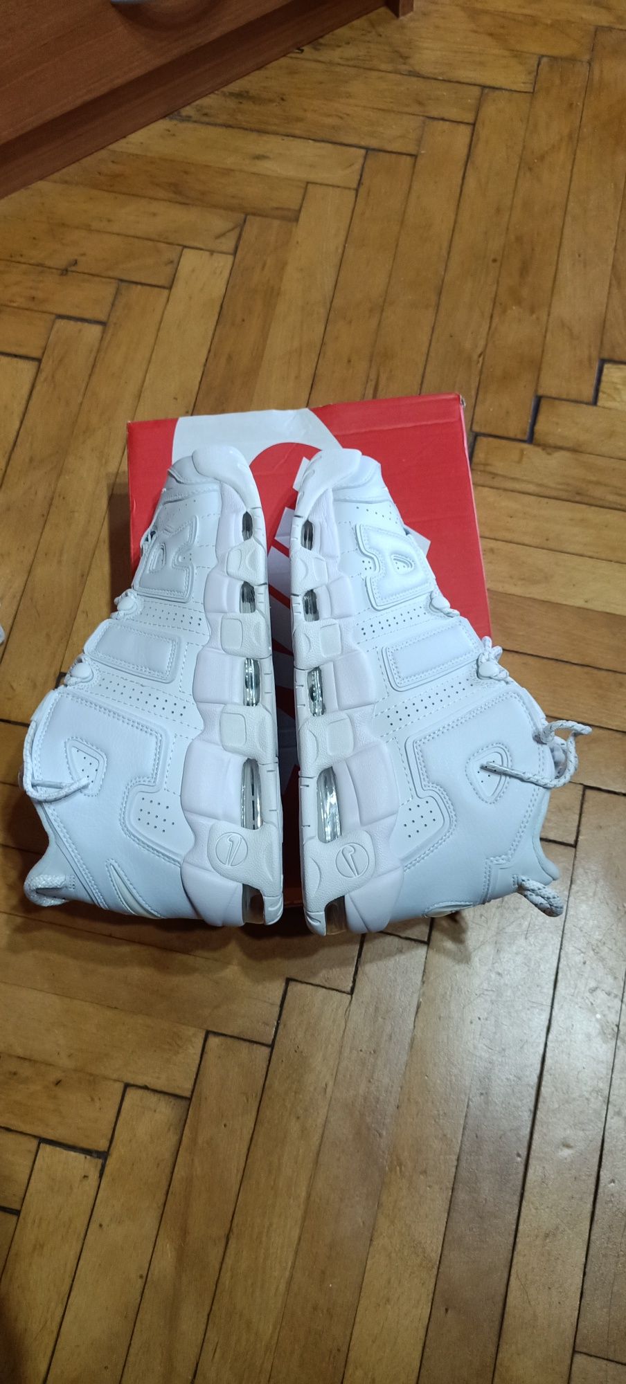 Nike Air More Uptempo '96 Triple White Limited Roz. 44