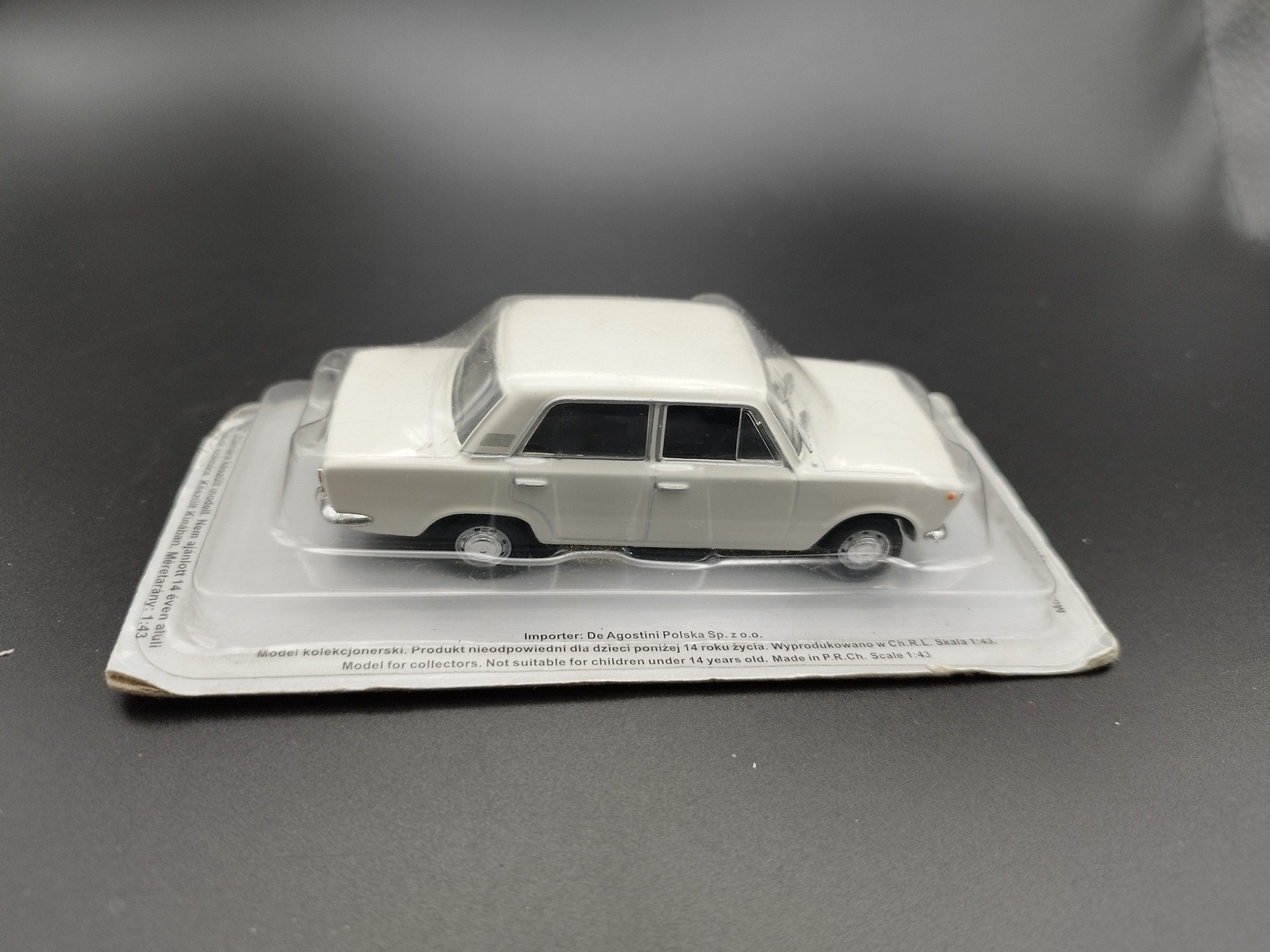 1:43 Deagostini  Fiat 125p  Model używany