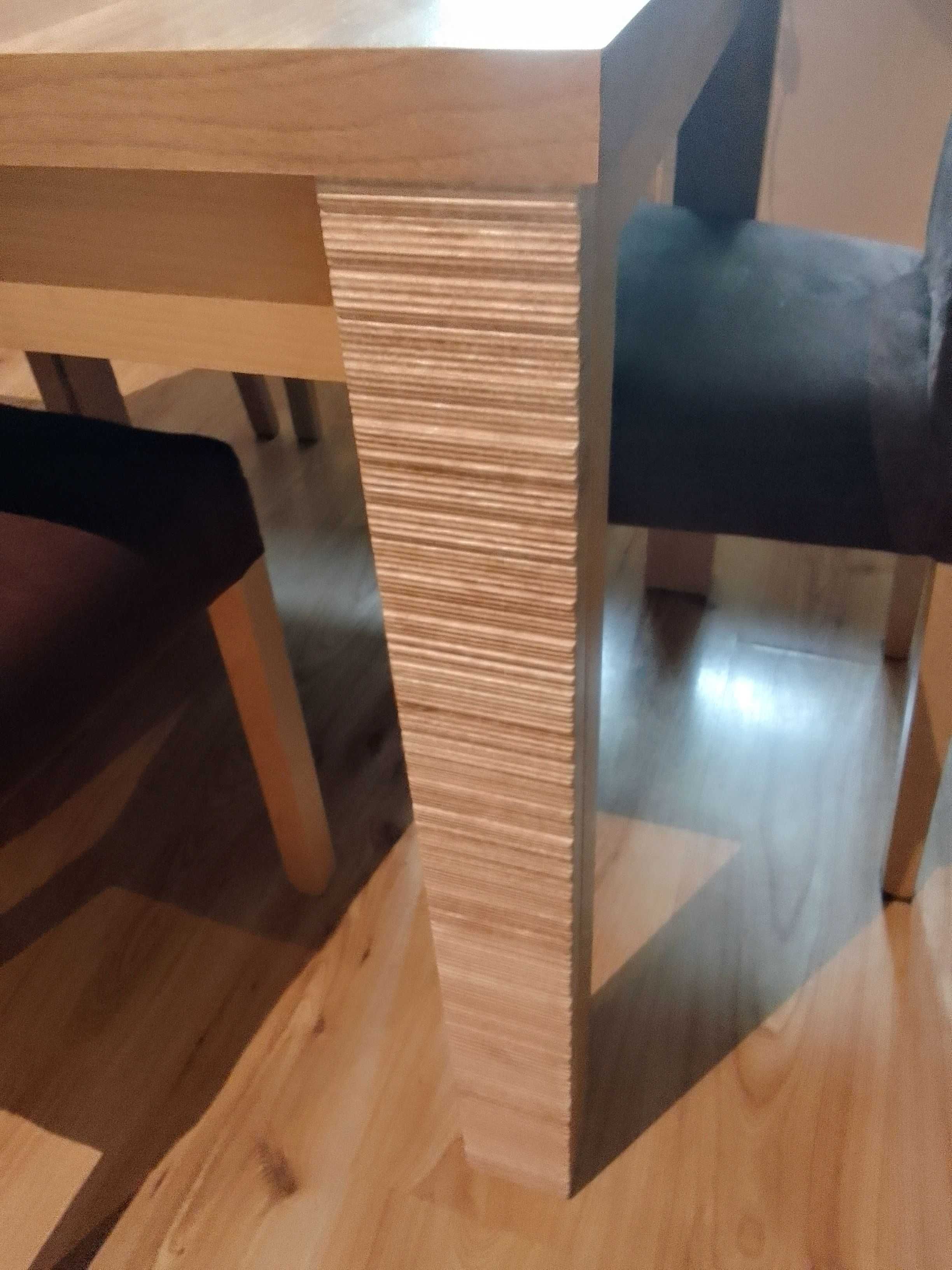 Sprzedam komplet mebli.