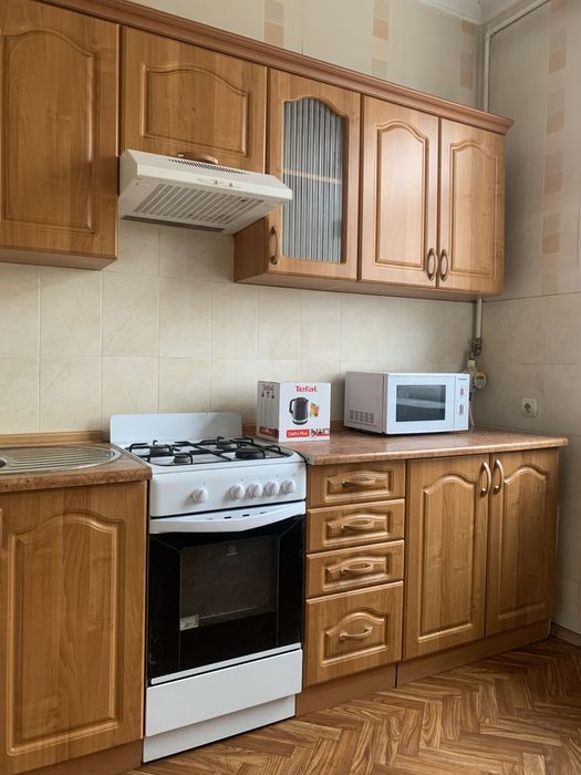 Аренда 3кв 75м Ул Петровского 12 Радиорынок Метро Шулявская 10мин езды