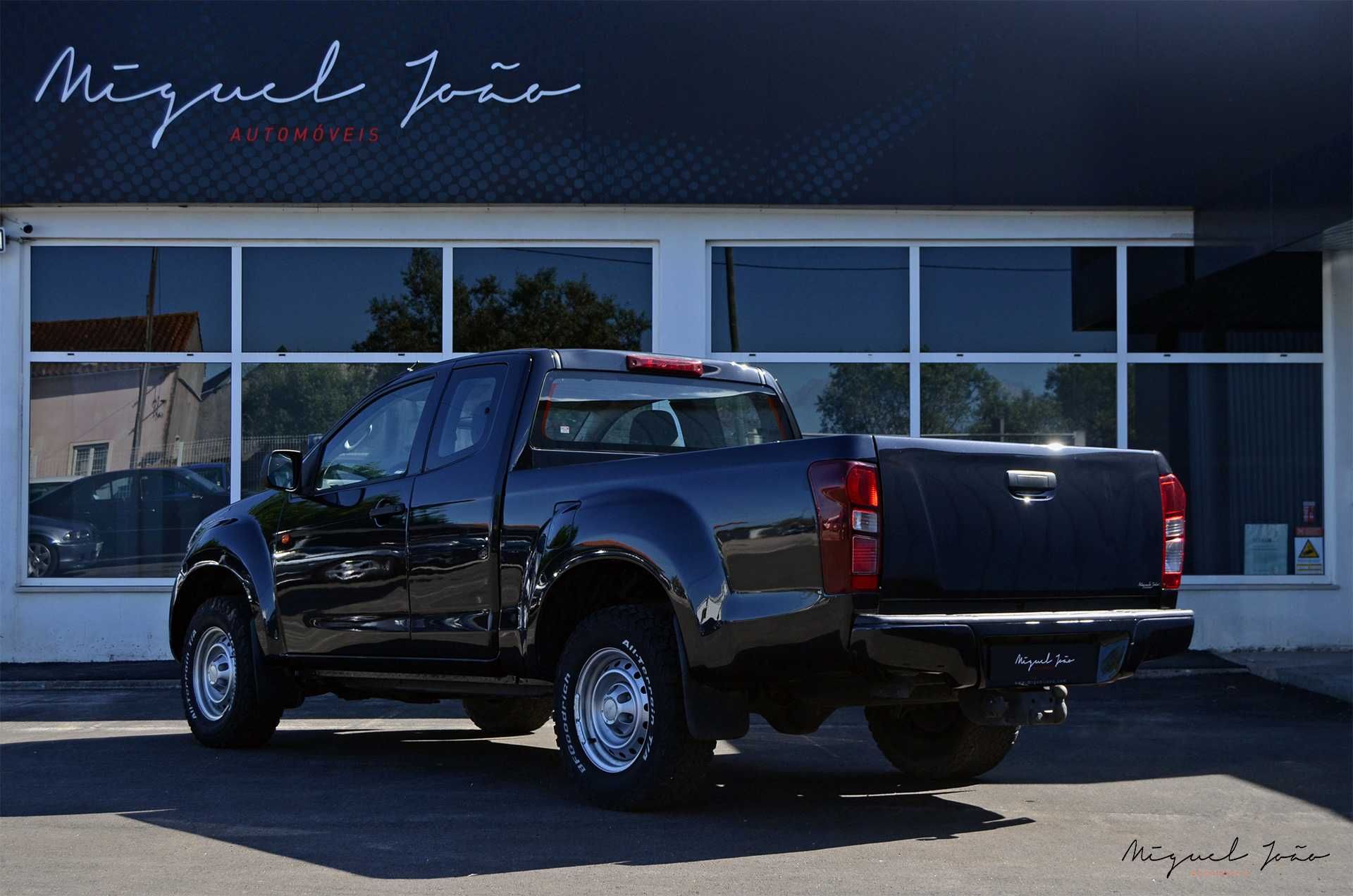 Isuzu D-Max 4x4 3 Lugares Nacional