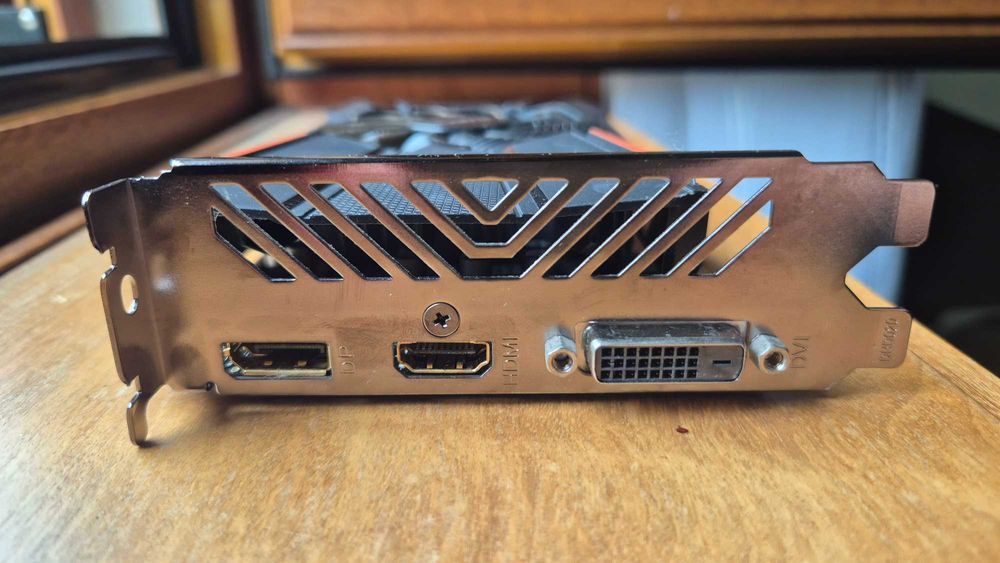 Placa Gráfica Gigabyte GeForce GTX 1050 D5 2G