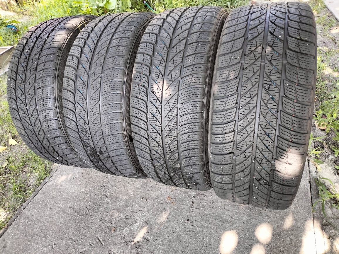 комплект 225/45/R 17 AUDI,