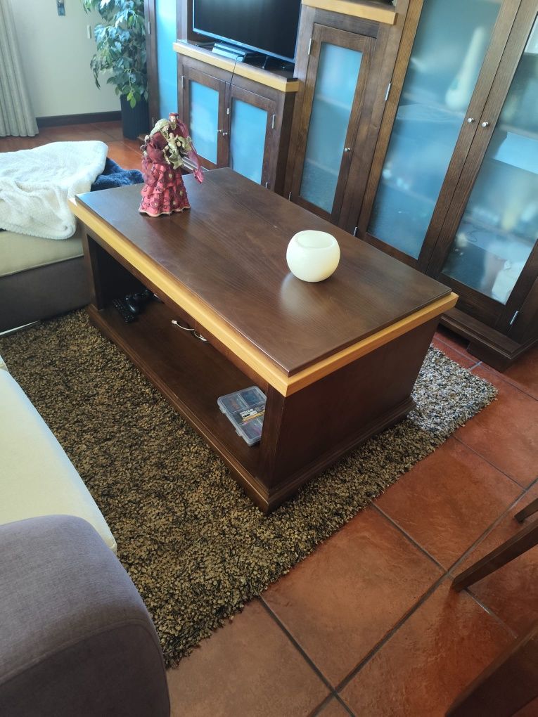 Mesa de centro como nova - 112x68x55cm