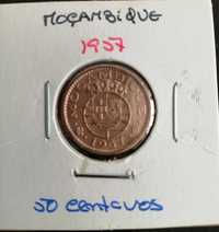 ***Moçambique, 50 centavos  1957, Bronze
