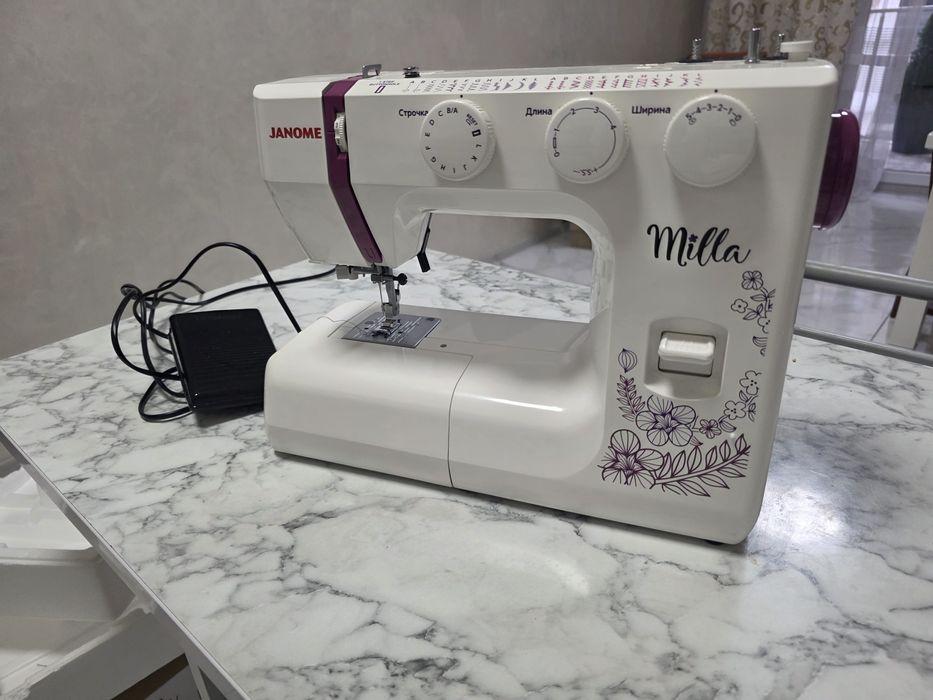 Janome Milla швейна машинка