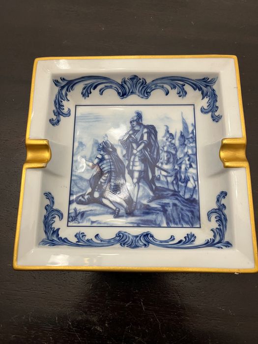 Cinzeiro louça SPAL, edição especial Mosteiro Alcobaça.