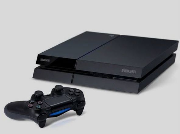 Troco PlayStation 4 por uma placa gráfica urgente