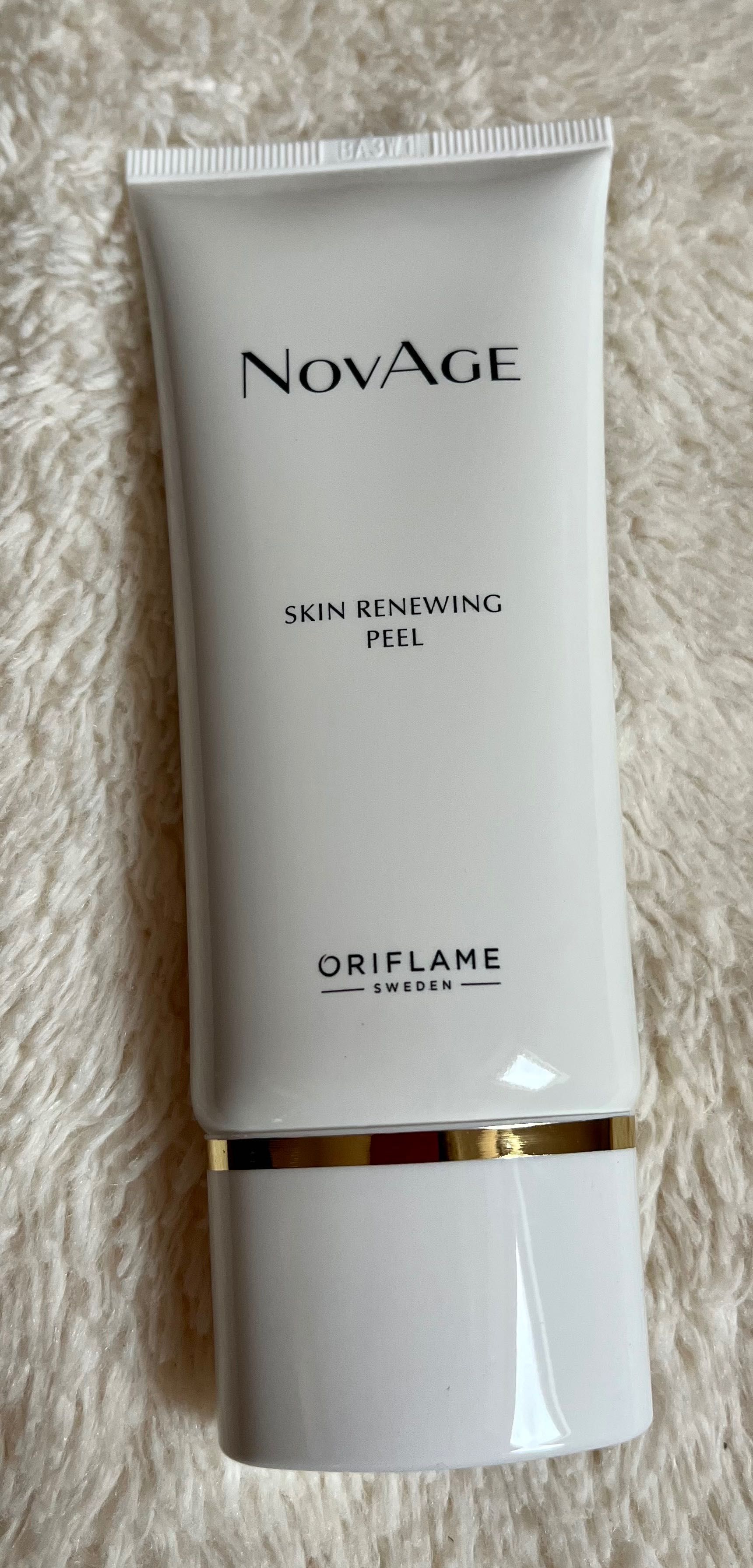 Oriflame NovAge peeling odnawiający + Gratis