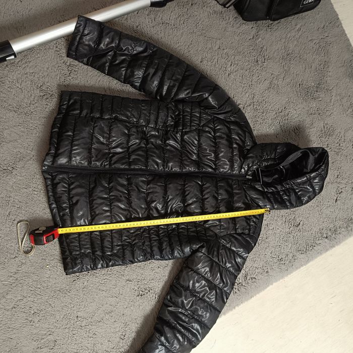 Куртка утепленная на  девочку размер 48-50