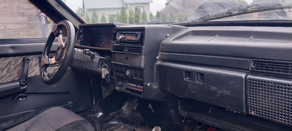 Бежевий ВАЗ 2109