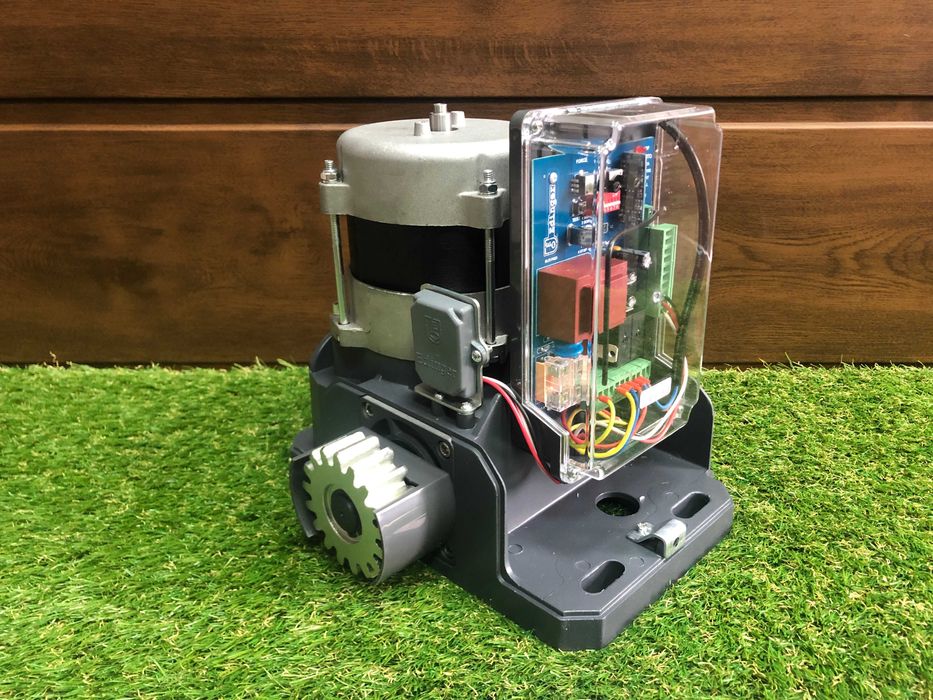 Автоматика для відкатних воріт, Автоматика для воріт, Привід на ворота