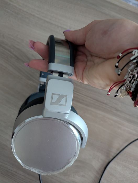 Słuchawki Sennheiser HD630VB