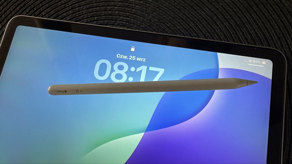iPad Air 5 gen. (2022) 64 GB Wi-Fi Starlight + Apple Pencil 2 gen