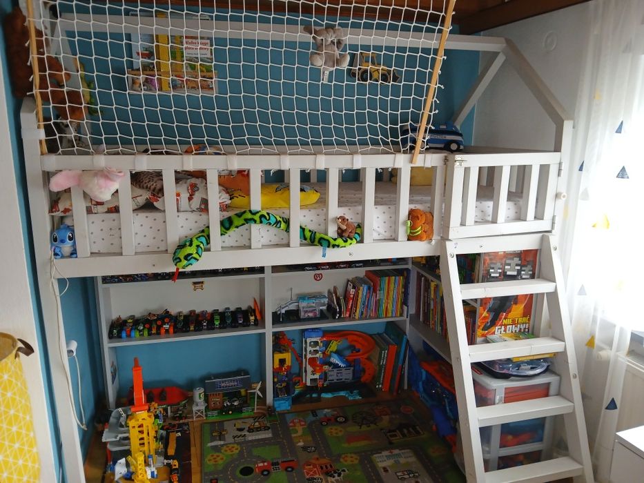 Łóżko piętrowe lite drzewo