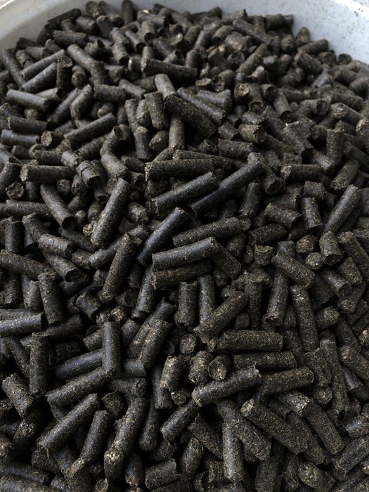 Пелети з відходу соняшника