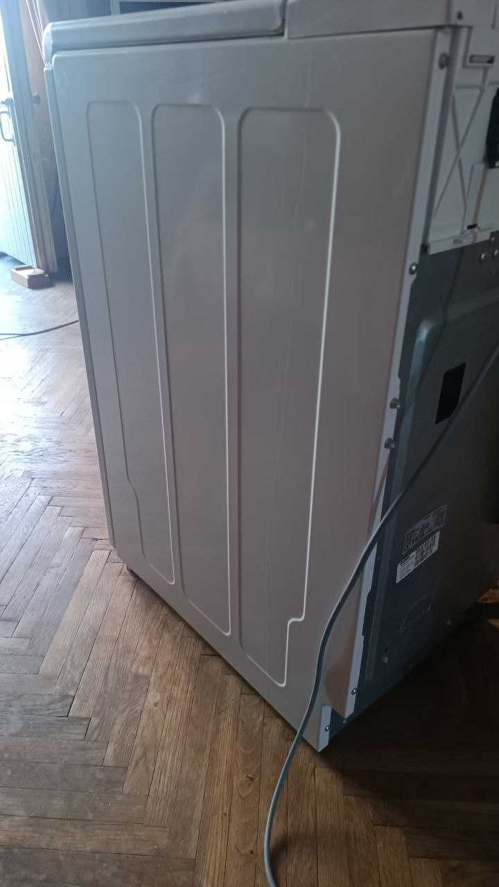 пральна машина Whirlpool awe 66710