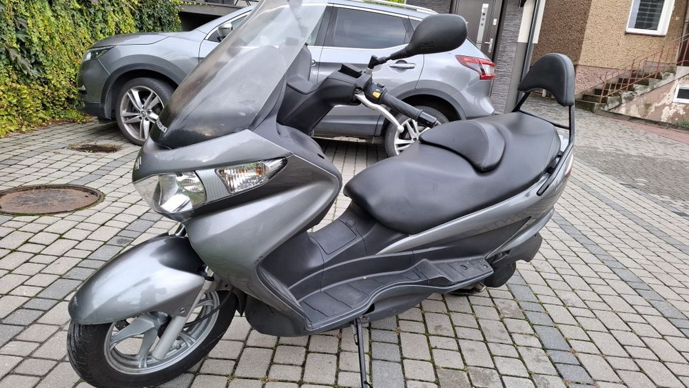 Suzuki burgman 125.ccm