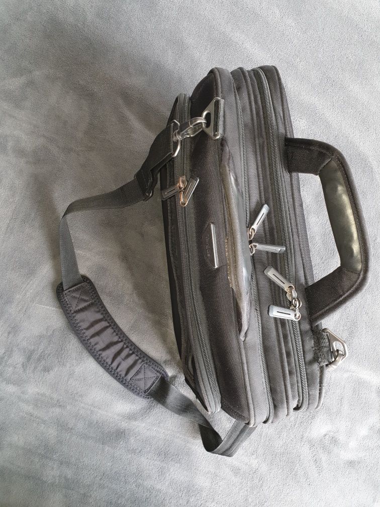 Torba na laptopa 15,6' - Targus Mobile VIP topload