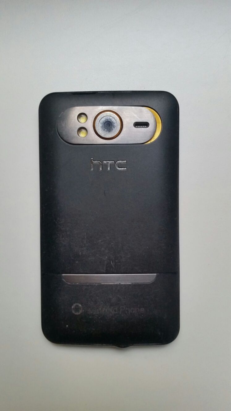 Мобильный телефон HTC H7300 на запчасти