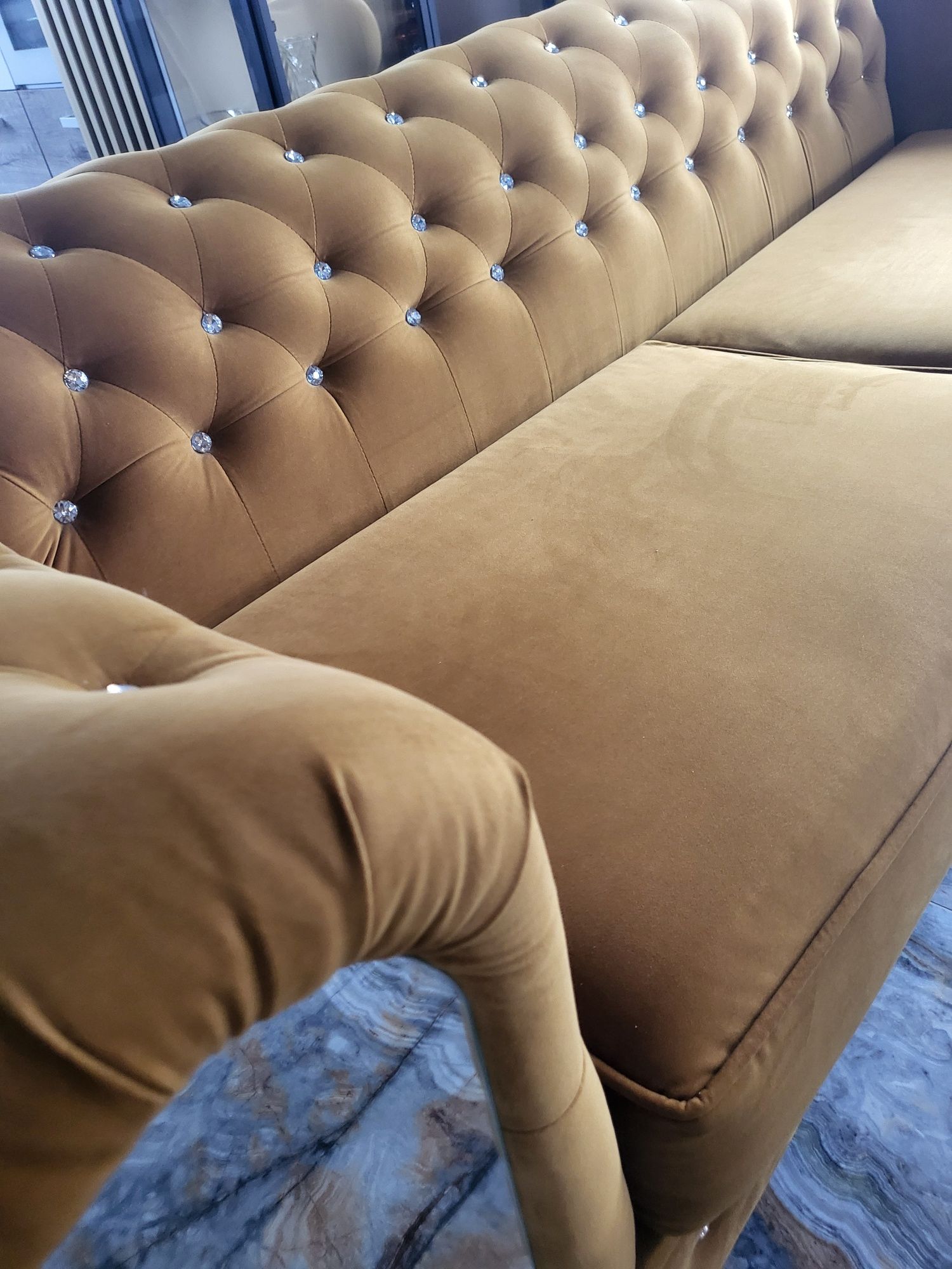 Fotel glamour velvet z krysztalkami