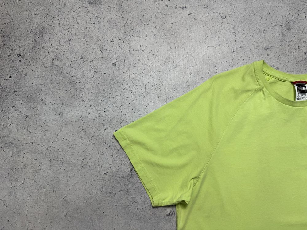 Футболка The North Face С Большим Логотипом Оригинал Box Logo M-L TNF