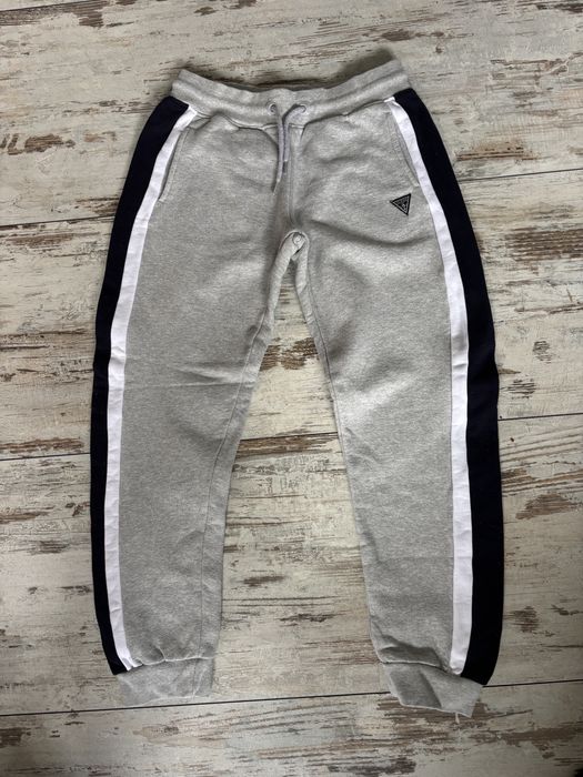 Spodnie dresowe guess junior active 140