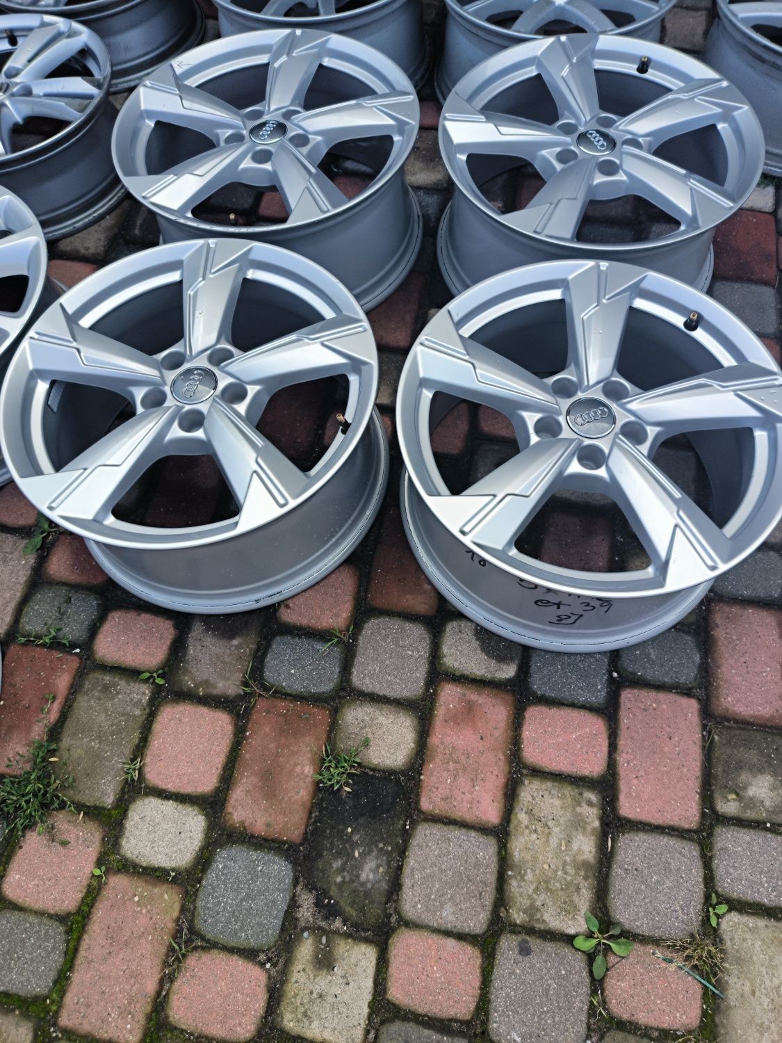 Felgi aluminiowe 18 Audi A6 A4 A3 A5 A8 A7 - 5x112