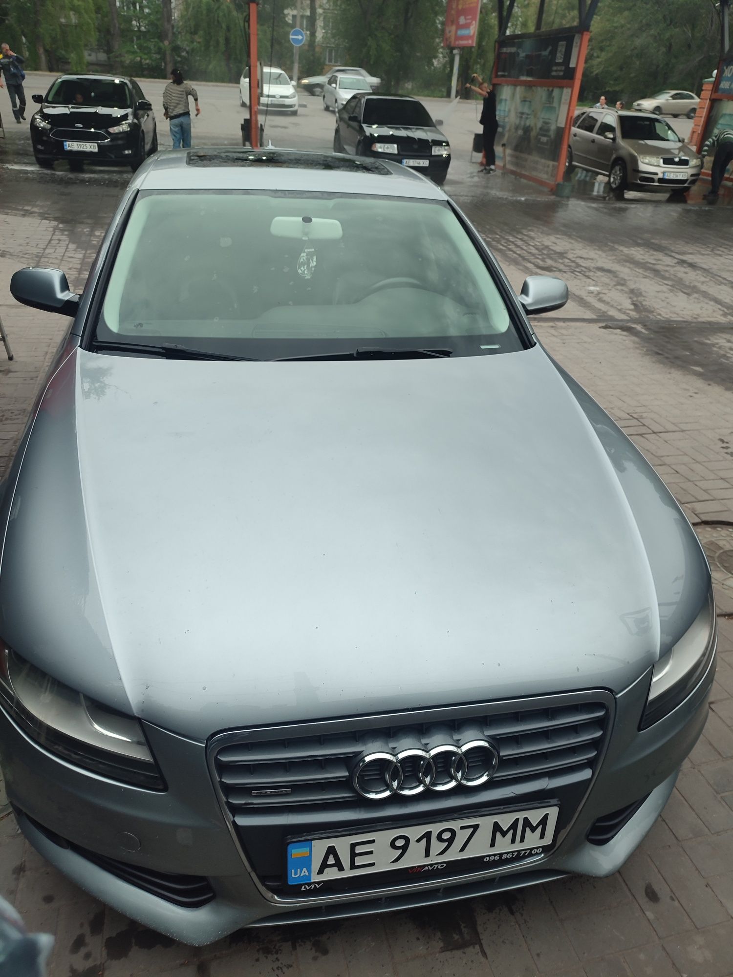 Продам Audi A4B8