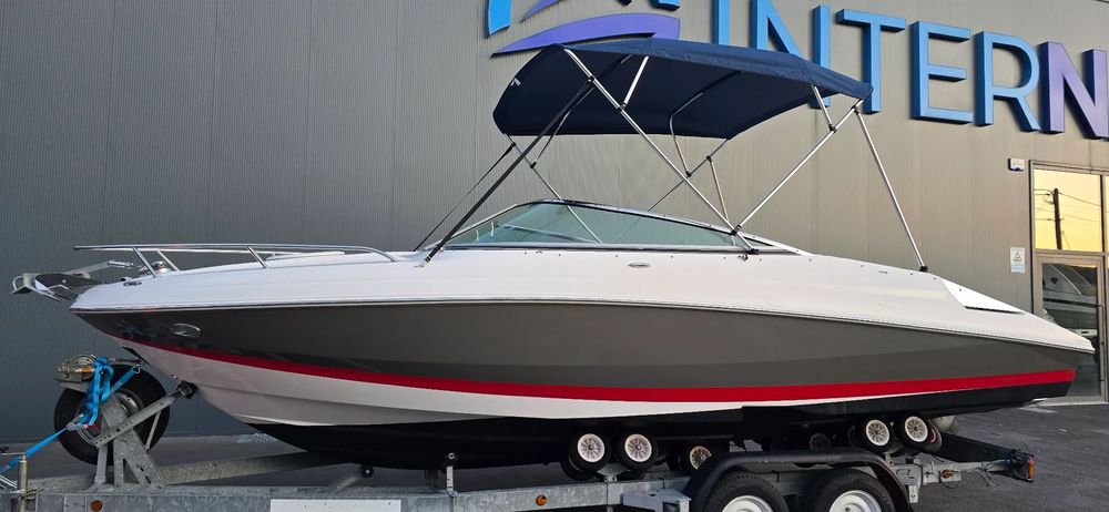 Regal 2250 fastdeck