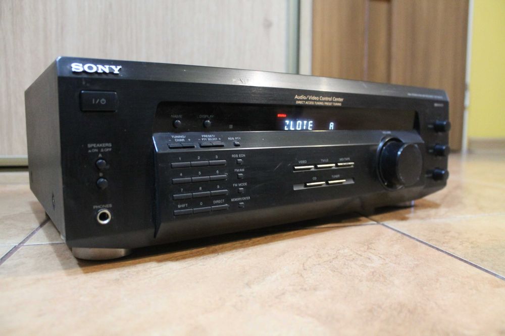 Amplituner Sony STR-DE 135