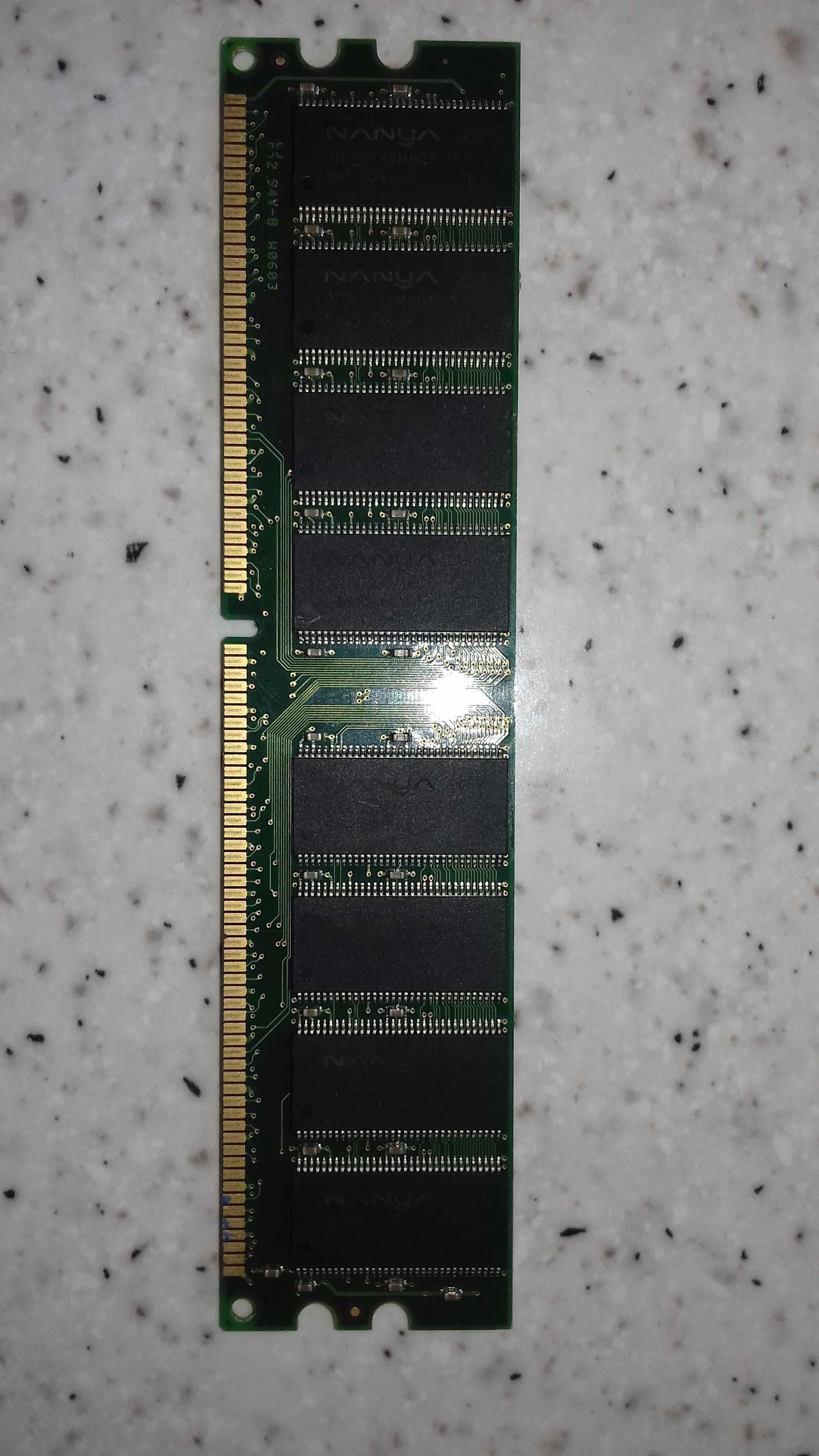 Pamięć RAM DDR 400 MHz