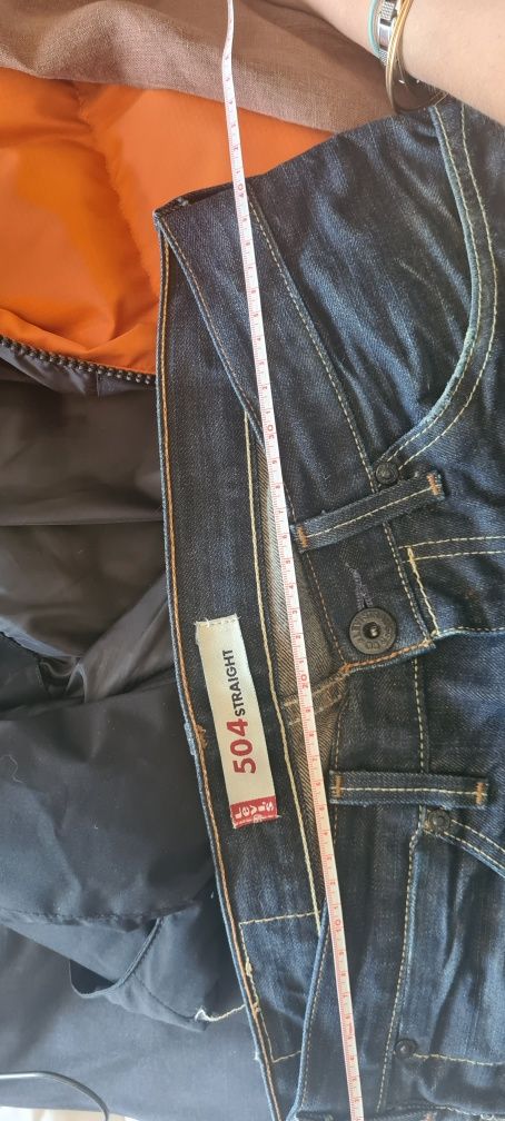 Calças levis homem