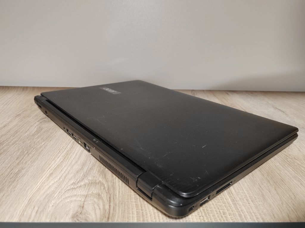 Ноутбук Acer Aspire ES1, Core i3 - 5005u, Ram 8gb, SSD 256 Gb