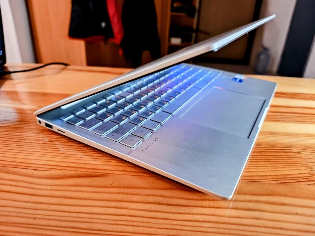 HP Pavilion Plus 14 core i5 1240p/16/512gb алюмінієвий