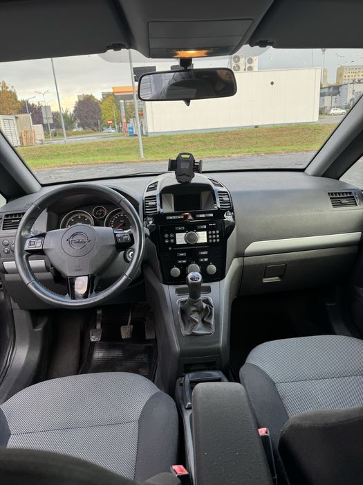 Opel Zafira 2011 Disel 7 osobowy 250 tys !