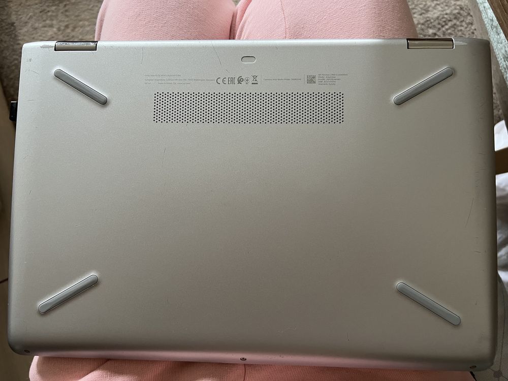Laptop HP Pavilion x360 Convertible 14-ba022nw ekran tablet
